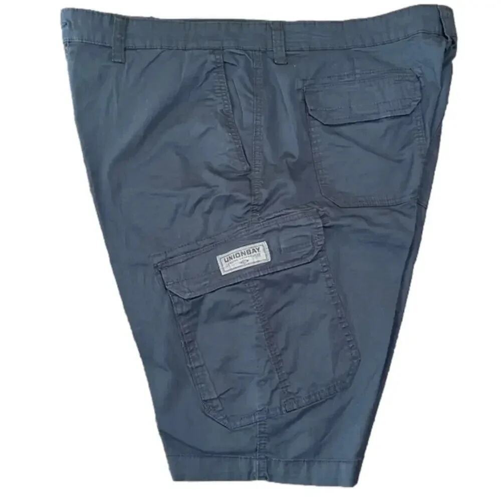Unionbay Men's Cargo Shorts Comfort Stretch Size 42 NWOT